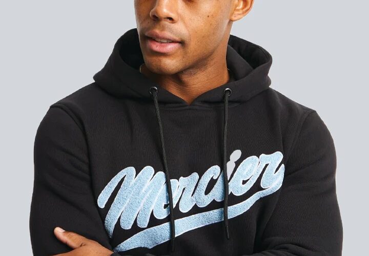 Unique Expression With Customizable Hoodies Tailored to Your Taste