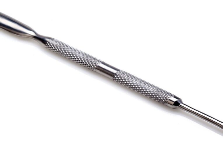 Start Using a Metal Cuticle Pusher in Your Nail Care Routine