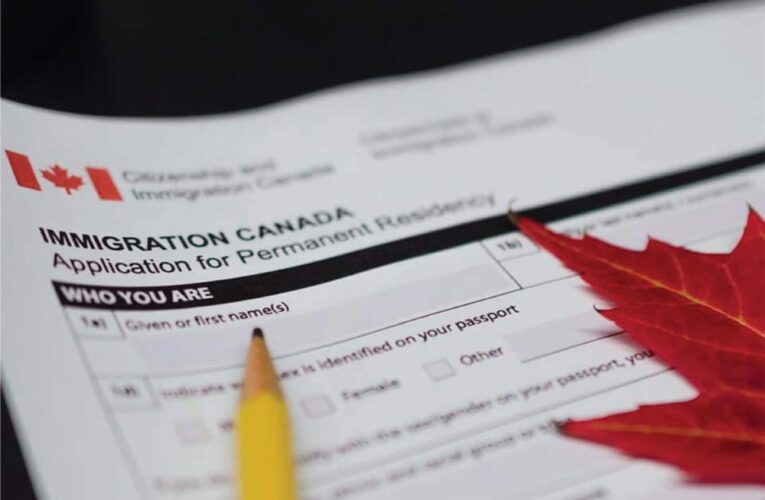 Your Guide to Permanent Residency in Canada for Pakistani Citizens